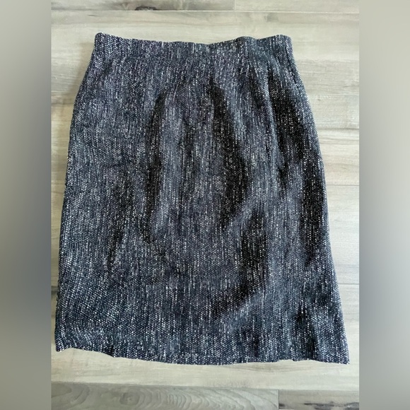 Talbots Women Petites Black Textured Pencil Skirt Size 8P - Picture 1 of 3